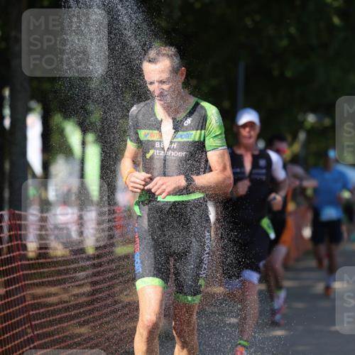 07.09.2025 - 19. Norderstedt Triathlon Michael Strokosch http://msf.ph/oto/8811056 07.09.2025 15:20:05 Laufen 900, 971, 1002, 1408 meine-sportfotos.de