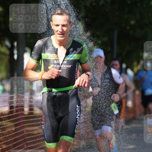 07.09.2025 - 19. Norderstedt Triathlon Michael Strokosch http://msf.ph/oto/8811064 07.09.2025 15:20:05 Laufen 900, 971, 1002, 1408 meine-sportfotos.de