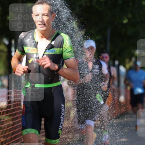 07.09.2025 - 19. Norderstedt Triathlon Michael Strokosch http://msf.ph/oto/8811068 07.09.2025 15:20:05 Laufen 900, 971, 1002, 1408 meine-sportfotos.de