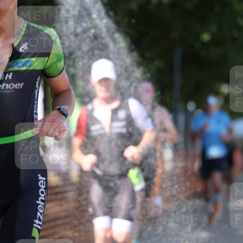 07.09.2025 - 19. Norderstedt Triathlon Michael Strokosch http://msf.ph/oto/8811072 07.09.2025 15:20:06 Laufen 900, 971, 1002, 1408 meine-sportfotos.de