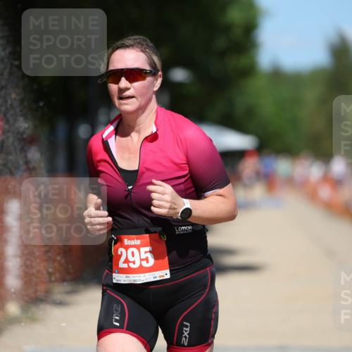 07.09.2025 - 19. Norderstedt Triathlon Michael Strokosch http://msf.ph/oto/8811095 07.09.2025 13:27:21 Laufen 295, 346 meine-sportfotos.de