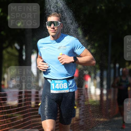 07.09.2025 - 19. Norderstedt Triathlon Michael Strokosch http://msf.ph/oto/8811107 07.09.2025 15:20:09 Laufen 971, 1002, 1408 meine-sportfotos.de