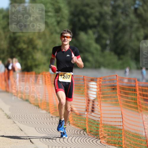 07.09.2025 - 19. Norderstedt Triathlon Michael Strokosch http://msf.ph/oto/8811121 07.09.2025 11:39:59 Laufen 199, 1207 meine-sportfotos.de