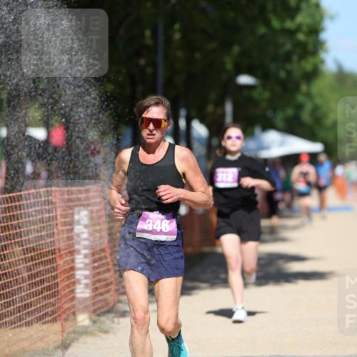 07.09.2025 - 19. Norderstedt Triathlon Michael Strokosch http://msf.ph/oto/8811147 07.09.2025 13:27:28 Laufen 312, 346 meine-sportfotos.de