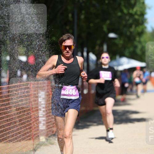 07.09.2025 - 19. Norderstedt Triathlon Michael Strokosch http://msf.ph/oto/8811156 07.09.2025 13:27:28 Laufen 312, 346 meine-sportfotos.de