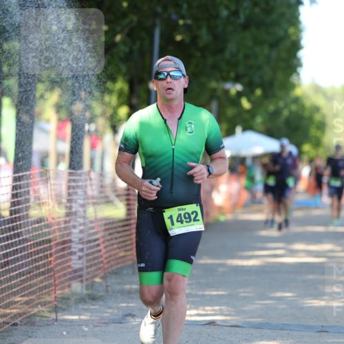 07.09.2025 - 19. Norderstedt Triathlon Michael Strokosch http://msf.ph/oto/8811169 07.09.2025 16:17:39 Laufen 487, 497, 1439, 1492 meine-sportfotos.de