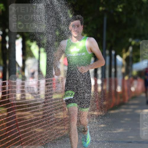 07.09.2025 - 19. Norderstedt Triathlon Michael Strokosch http://msf.ph/oto/8811171 07.09.2025 15:20:16 Laufen 908, 1456 meine-sportfotos.de