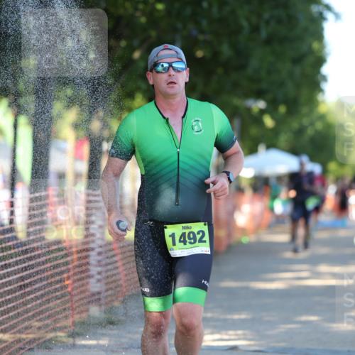 07.09.2025 - 19. Norderstedt Triathlon Michael Strokosch http://msf.ph/oto/8811177 07.09.2025 16:17:40 Laufen 487, 497, 1059, 1439, 1492 meine-sportfotos.de