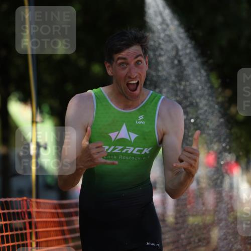 07.09.2025 - 19. Norderstedt Triathlon Michael Strokosch http://msf.ph/oto/8811194 07.09.2025 15:20:17 Laufen 908, 1456 meine-sportfotos.de
