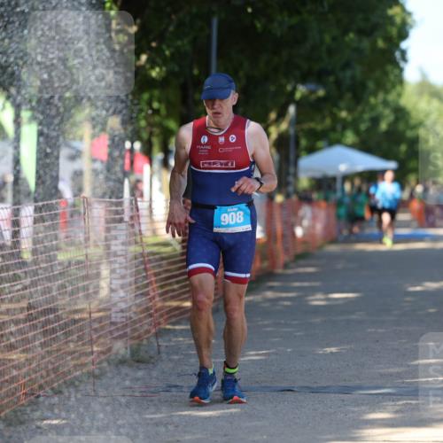 07.09.2025 - 19. Norderstedt Triathlon Michael Strokosch http://msf.ph/oto/8811228 07.09.2025 15:20:23 Laufen 393, 908, 1456 meine-sportfotos.de