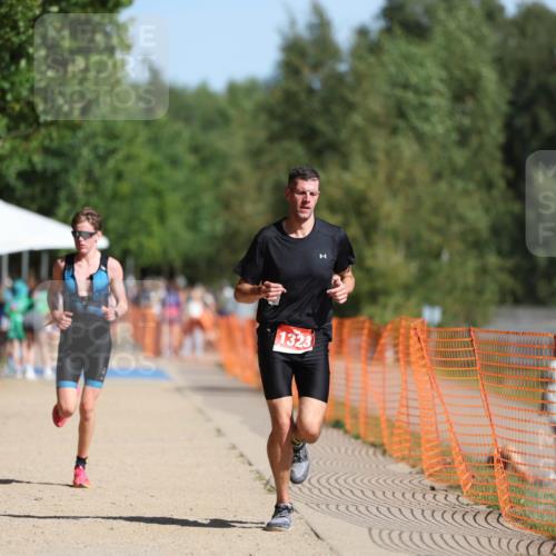 07.09.2025 - 19. Norderstedt Triathlon Michael Strokosch http://msf.ph/oto/8811232 07.09.2025 11:40:09 Laufen 196, 1171, 1323 meine-sportfotos.de
