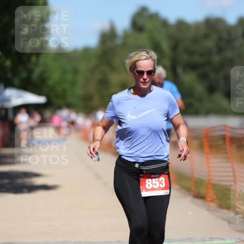 07.09.2025 - 19. Norderstedt Triathlon Michael Strokosch http://msf.ph/oto/8811244 07.09.2025 13:27:44 Laufen 290, 304, 853 meine-sportfotos.de