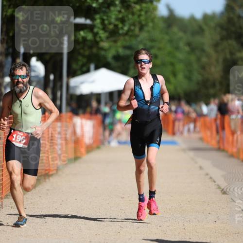 07.09.2025 - 19. Norderstedt Triathlon Michael Strokosch http://msf.ph/oto/8811274 07.09.2025 11:40:10 Laufen 196, 1171, 1323 meine-sportfotos.de