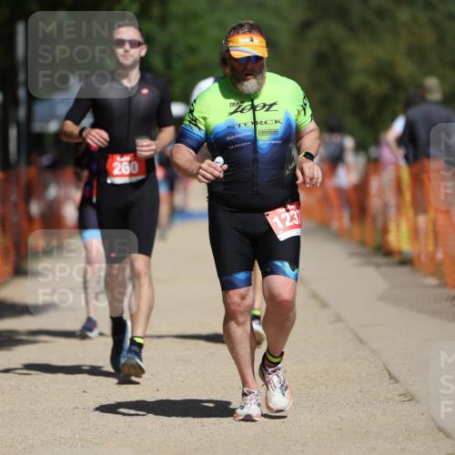 07.09.2025 - 19. Norderstedt Triathlon Michael Strokosch http://msf.ph/oto/8811313 07.09.2025 12:49:48 Laufen 137, 167, 207, 260, 721, 1237 meine-sportfotos.de