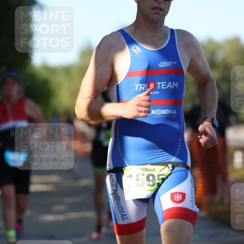 07.09.2025 - 19. Norderstedt Triathlon Michael Strokosch http://msf.ph/oto/8811405 07.09.2025 16:18:04 Laufen 438, 515, 884, 1044, 1076, 1450, 1595 meine-sportfotos.de