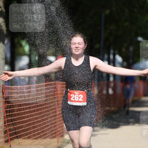07.09.2025 - 19. Norderstedt Triathlon Michael Strokosch http://msf.ph/oto/8811423 07.09.2025 13:28:03 Laufen 262, 1264, 1271, 1295 meine-sportfotos.de