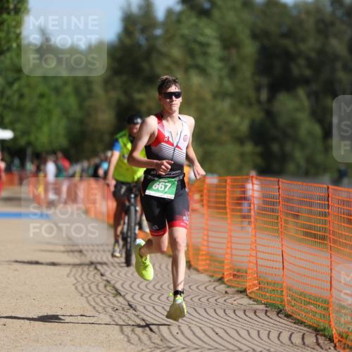 07.09.2025 - 19. Norderstedt Triathlon Michael Strokosch http://msf.ph/oto/8811424 07.09.2025 10:42:00 Laufen 667 meine-sportfotos.de