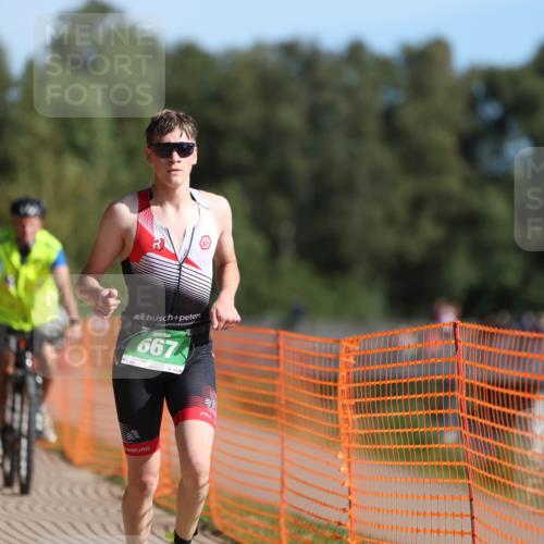 07.09.2025 - 19. Norderstedt Triathlon Michael Strokosch http://msf.ph/oto/8811456 07.09.2025 10:42:02 Laufen 667 meine-sportfotos.de