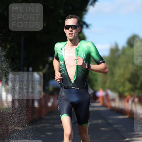 07.09.2025 - 19. Norderstedt Triathlon Michael Strokosch http://msf.ph/oto/8811645 07.09.2025 15:21:30 Laufen  meine-sportfotos.de