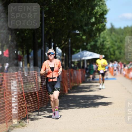 07.09.2025 - 19. Norderstedt Triathlon Michael Strokosch http://msf.ph/oto/8811654 07.09.2025 13:28:31 Laufen 1337 meine-sportfotos.de
