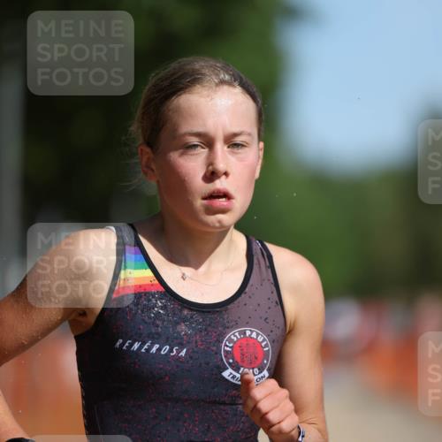 07.09.2025 - 19. Norderstedt Triathlon Michael Strokosch http://msf.ph/oto/8811697 07.09.2025 11:40:39 Laufen 1160, 1170 meine-sportfotos.de