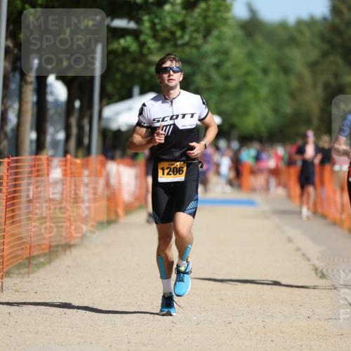 07.09.2025 - 19. Norderstedt Triathlon Michael Strokosch http://msf.ph/oto/8811720 07.09.2025 11:40:53 Laufen 844, 1206 meine-sportfotos.de