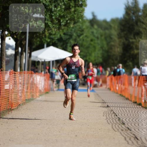 07.09.2025 - 19. Norderstedt Triathlon Michael Strokosch http://msf.ph/oto/8811749 07.09.2025 10:42:27 Laufen 652, 686 meine-sportfotos.de