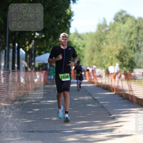 07.09.2025 - 19. Norderstedt Triathlon Michael Strokosch http://msf.ph/oto/8811752 07.09.2025 15:21:51 Laufen  meine-sportfotos.de