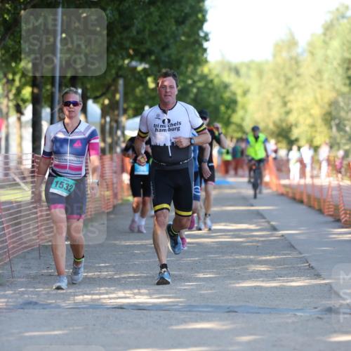 07.09.2025 - 19. Norderstedt Triathlon Michael Strokosch http://msf.ph/oto/8811761 07.09.2025 16:19:04 Laufen 399, 446, 496, 519, 1532, 1584, 1586 meine-sportfotos.de