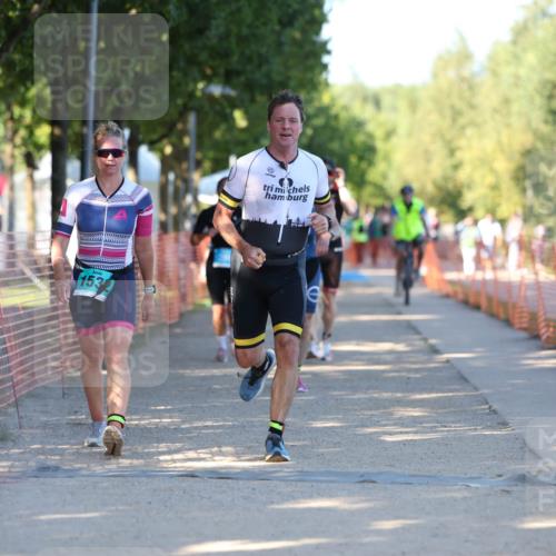 07.09.2025 - 19. Norderstedt Triathlon Michael Strokosch http://msf.ph/oto/8811773 07.09.2025 16:19:04 Laufen 399, 446, 496, 519, 1532, 1584, 1586 meine-sportfotos.de