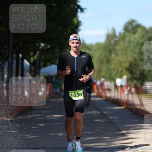 07.09.2025 - 19. Norderstedt Triathlon Michael Strokosch http://msf.ph/oto/8811780 07.09.2025 15:21:52 Laufen  meine-sportfotos.de