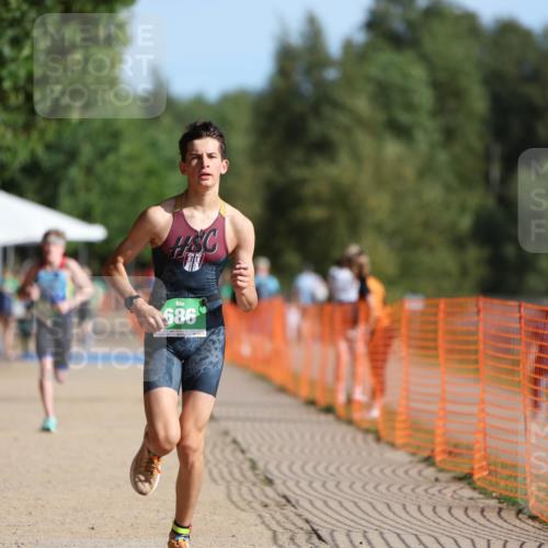 07.09.2025 - 19. Norderstedt Triathlon Michael Strokosch http://msf.ph/oto/8811815 07.09.2025 10:42:29 Laufen 652, 672, 686 meine-sportfotos.de