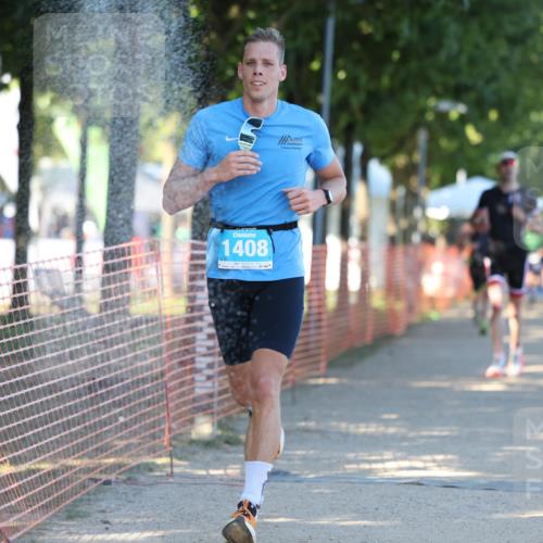 07.09.2025 - 19. Norderstedt Triathlon Michael Strokosch http://msf.ph/oto/8811816 07.09.2025 16:19:28 Laufen 534, 544, 1049 meine-sportfotos.de