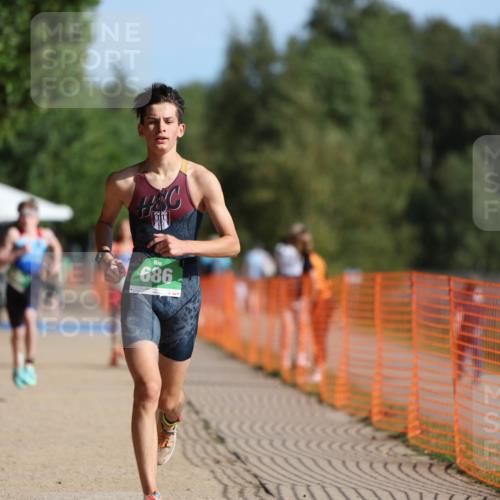 07.09.2025 - 19. Norderstedt Triathlon Michael Strokosch http://msf.ph/oto/8811824 07.09.2025 10:42:29 Laufen 652, 672, 686 meine-sportfotos.de