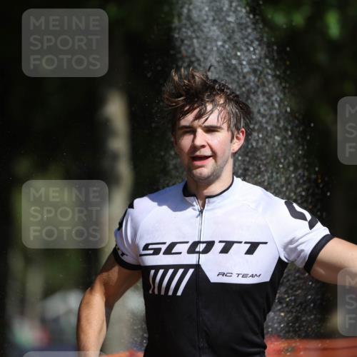 07.09.2025 - 19. Norderstedt Triathlon Michael Strokosch http://msf.ph/oto/8811830 07.09.2025 11:40:56 Laufen 844, 1206 meine-sportfotos.de