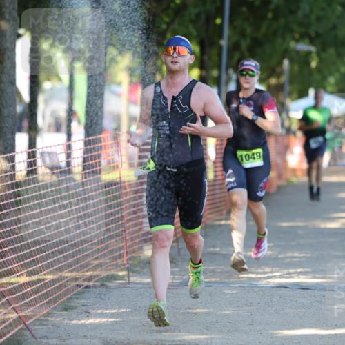 07.09.2025 - 19. Norderstedt Triathlon Michael Strokosch http://msf.ph/oto/8811872 07.09.2025 16:19:35 Laufen 534, 544, 939, 1049 meine-sportfotos.de