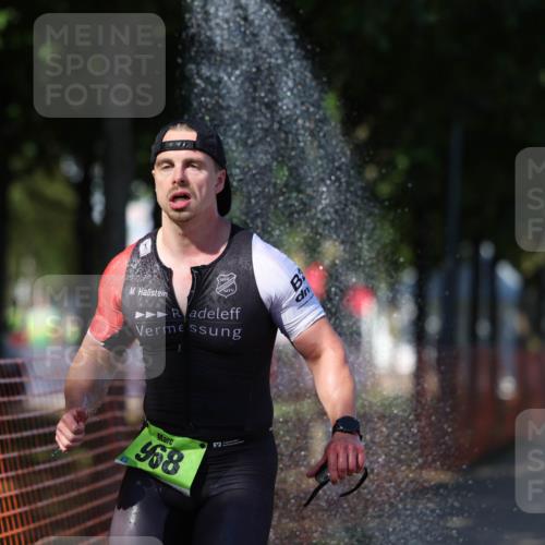 07.09.2025 - 19. Norderstedt Triathlon Michael Strokosch http://msf.ph/oto/8811879 07.09.2025 15:22:03 Laufen 968 meine-sportfotos.de