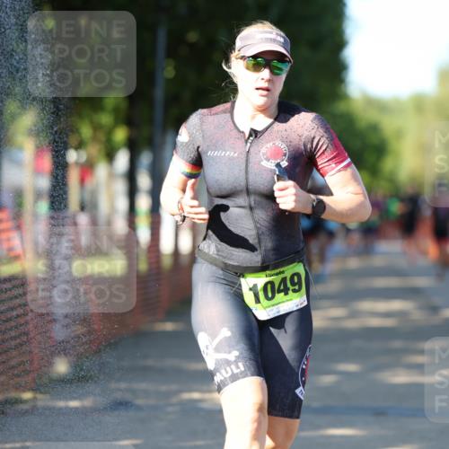 07.09.2025 - 19. Norderstedt Triathlon Michael Strokosch http://msf.ph/oto/8811895 07.09.2025 16:19:37 Laufen 415, 534, 939, 1049 meine-sportfotos.de
