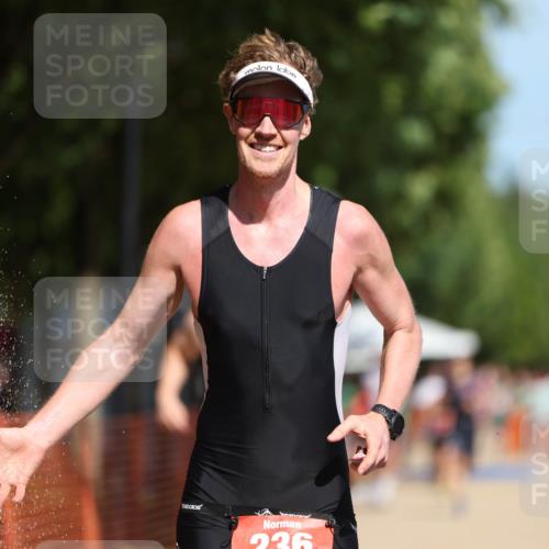 07.09.2025 - 19. Norderstedt Triathlon Michael Strokosch http://msf.ph/oto/8811946 07.09.2025 12:50:34 Laufen 182, 236, 308, 1307 meine-sportfotos.de