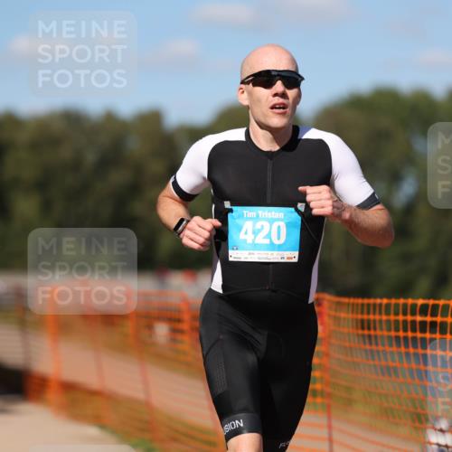 07.09.2025 - 19. Norderstedt Triathlon Michael Strokosch http://msf.ph/oto/8811953 07.09.2025 15:22:27 Laufen 420, 1501 meine-sportfotos.de
