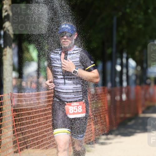 07.09.2025 - 19. Norderstedt Triathlon Michael Strokosch http://msf.ph/oto/8811956 07.09.2025 13:28:59 Laufen 179, 858 meine-sportfotos.de