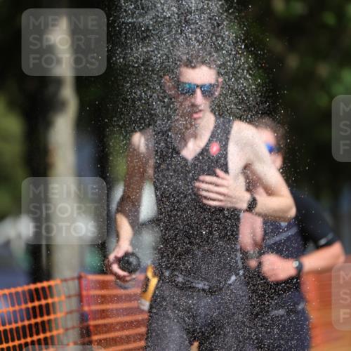 07.09.2025 - 19. Norderstedt Triathlon Michael Strokosch http://msf.ph/oto/8811976 07.09.2025 11:41:05 Laufen 1198, 1200 meine-sportfotos.de