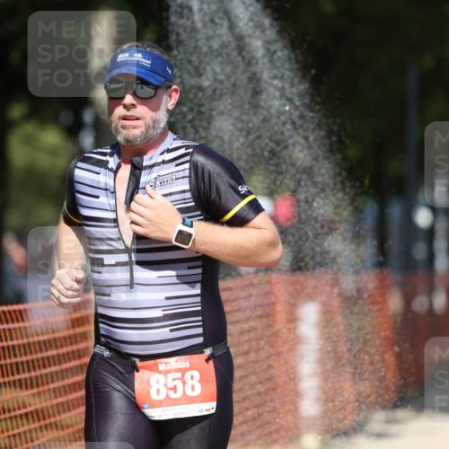 07.09.2025 - 19. Norderstedt Triathlon Michael Strokosch http://msf.ph/oto/8811985 07.09.2025 13:29:00 Laufen 179, 706, 858 meine-sportfotos.de