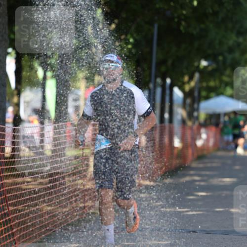 07.09.2025 - 19. Norderstedt Triathlon Michael Strokosch http://msf.ph/oto/8812014 07.09.2025 15:22:37 Laufen 364, 1501 meine-sportfotos.de