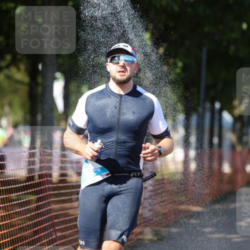 07.09.2025 - 19. Norderstedt Triathlon Michael Strokosch http://msf.ph/oto/8812032 07.09.2025 15:22:38 Laufen 364, 1501 meine-sportfotos.de