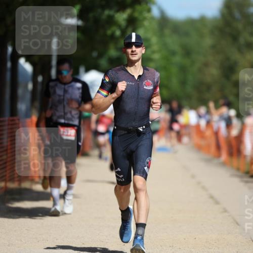 07.09.2025 - 19. Norderstedt Triathlon Michael Strokosch http://msf.ph/oto/8812067 07.09.2025 12:50:42 Laufen 182, 792, 1220, 1293, 1378 meine-sportfotos.de