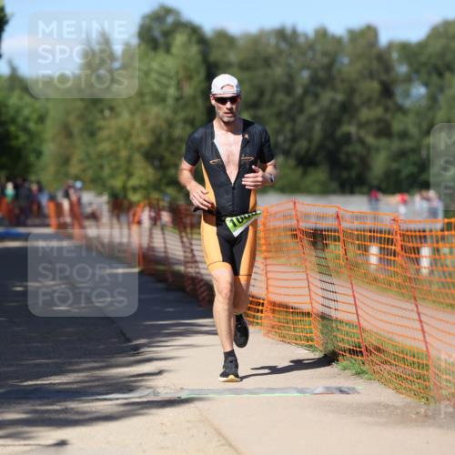 07.09.2025 - 19. Norderstedt Triathlon Michael Strokosch http://msf.ph/oto/8812121 07.09.2025 15:22:51 Laufen 1000, 1431, 1462 meine-sportfotos.de