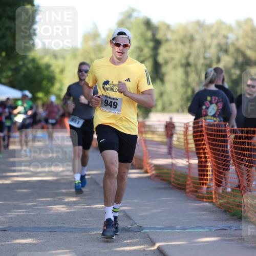 07.09.2025 - 19. Norderstedt Triathlon Michael Strokosch http://msf.ph/oto/8812123 07.09.2025 16:20:18 Laufen 949, 951, 1043, 1550 meine-sportfotos.de