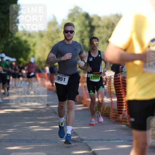 07.09.2025 - 19. Norderstedt Triathlon Michael Strokosch http://msf.ph/oto/8812130 07.09.2025 16:20:20 Laufen 949, 951, 1549, 1550 meine-sportfotos.de