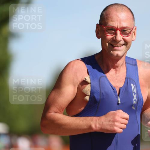 07.09.2025 - 19. Norderstedt Triathlon Michael Strokosch http://msf.ph/oto/8812135 07.09.2025 11:41:21 Laufen 821 meine-sportfotos.de